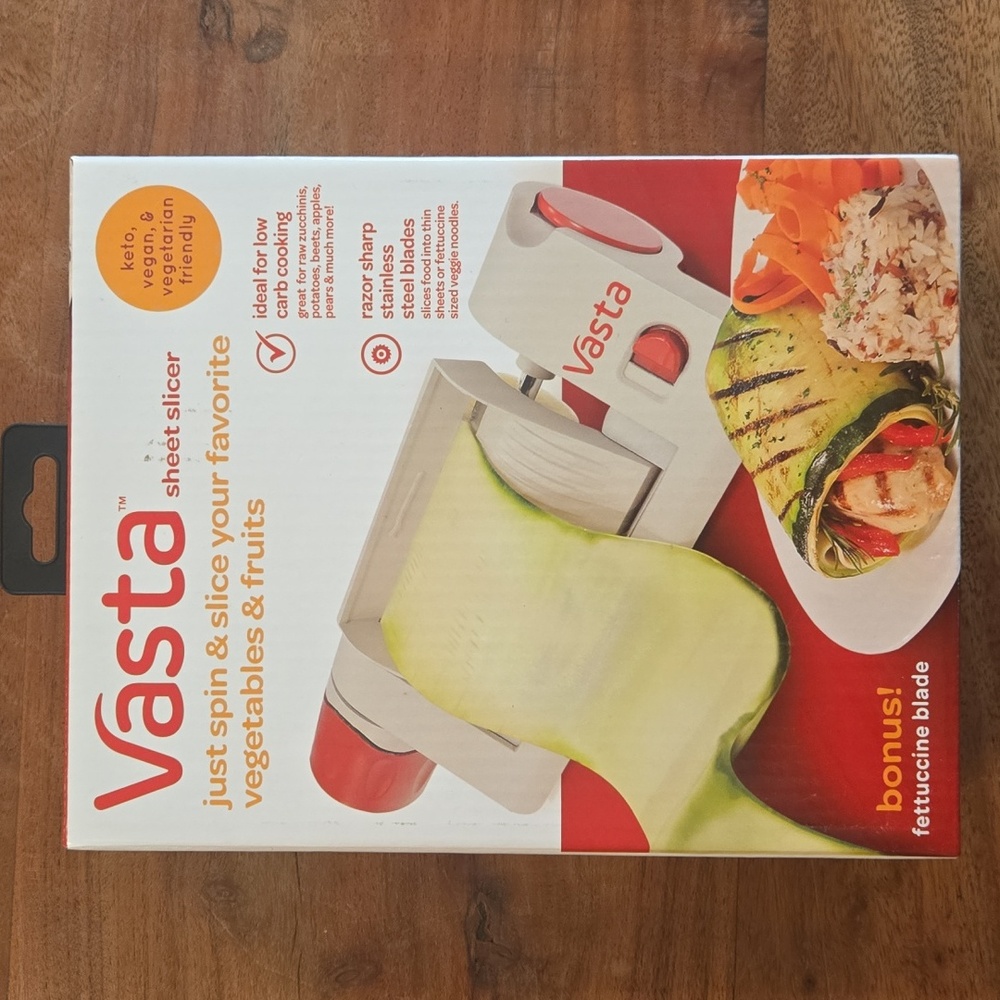 Vasta Sheet Slicer with Fettuccine Blade